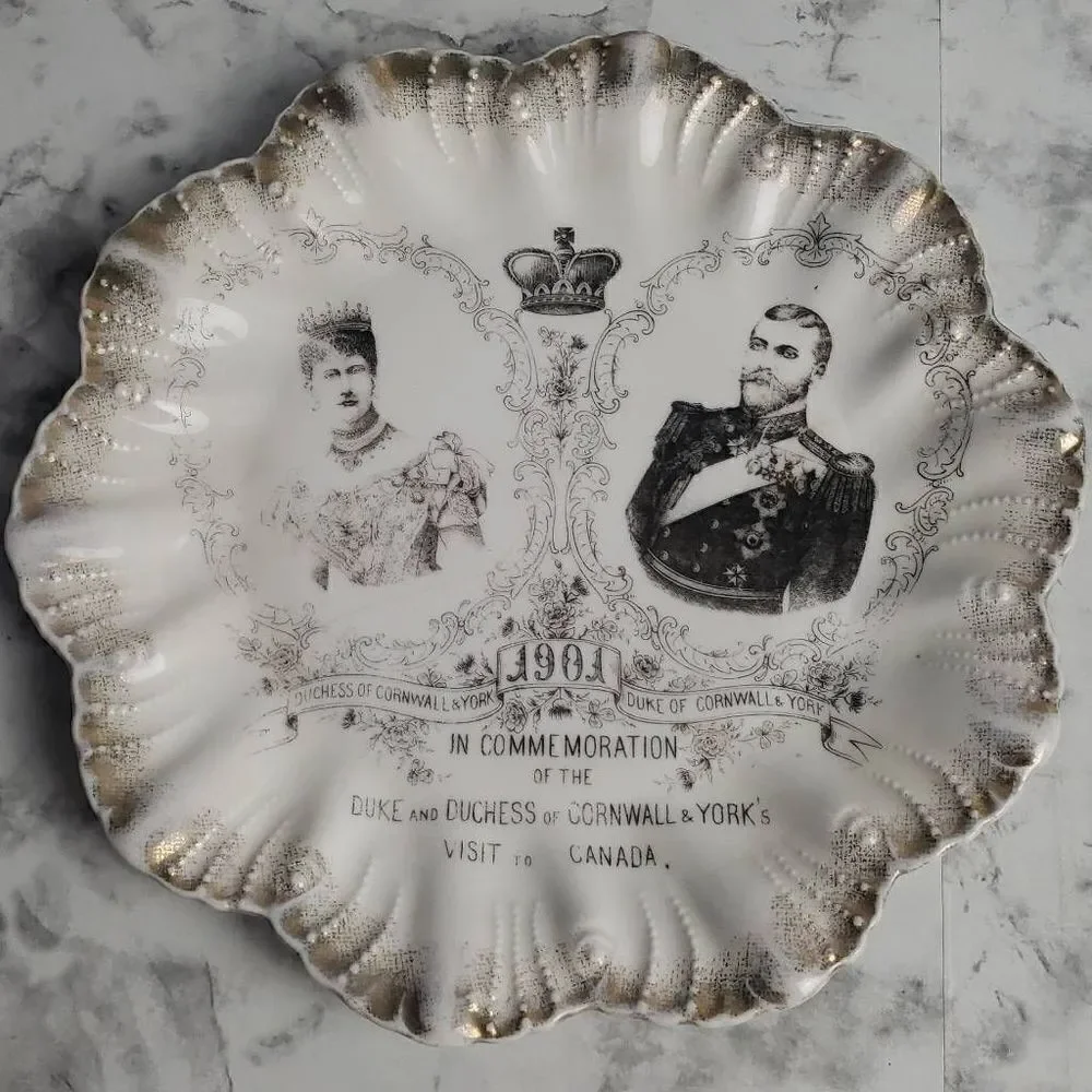 Vintage Duchess & Duke 1901 Plate‎